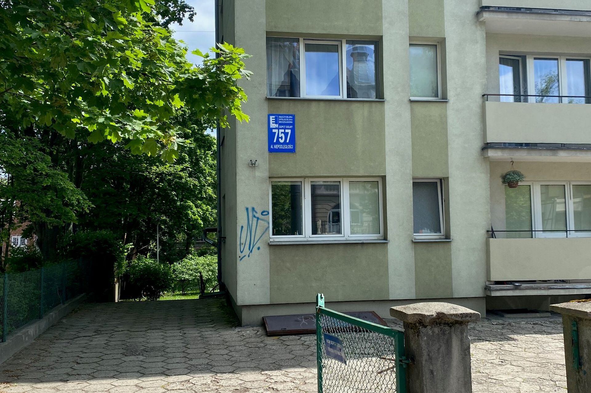 Grand Apartments