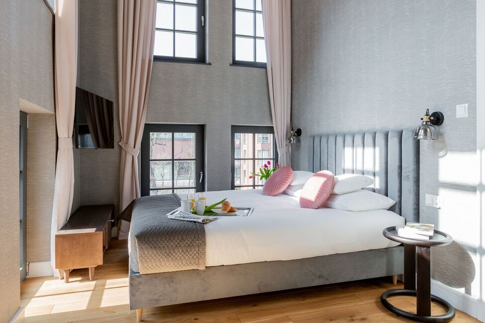 Grand Apartments