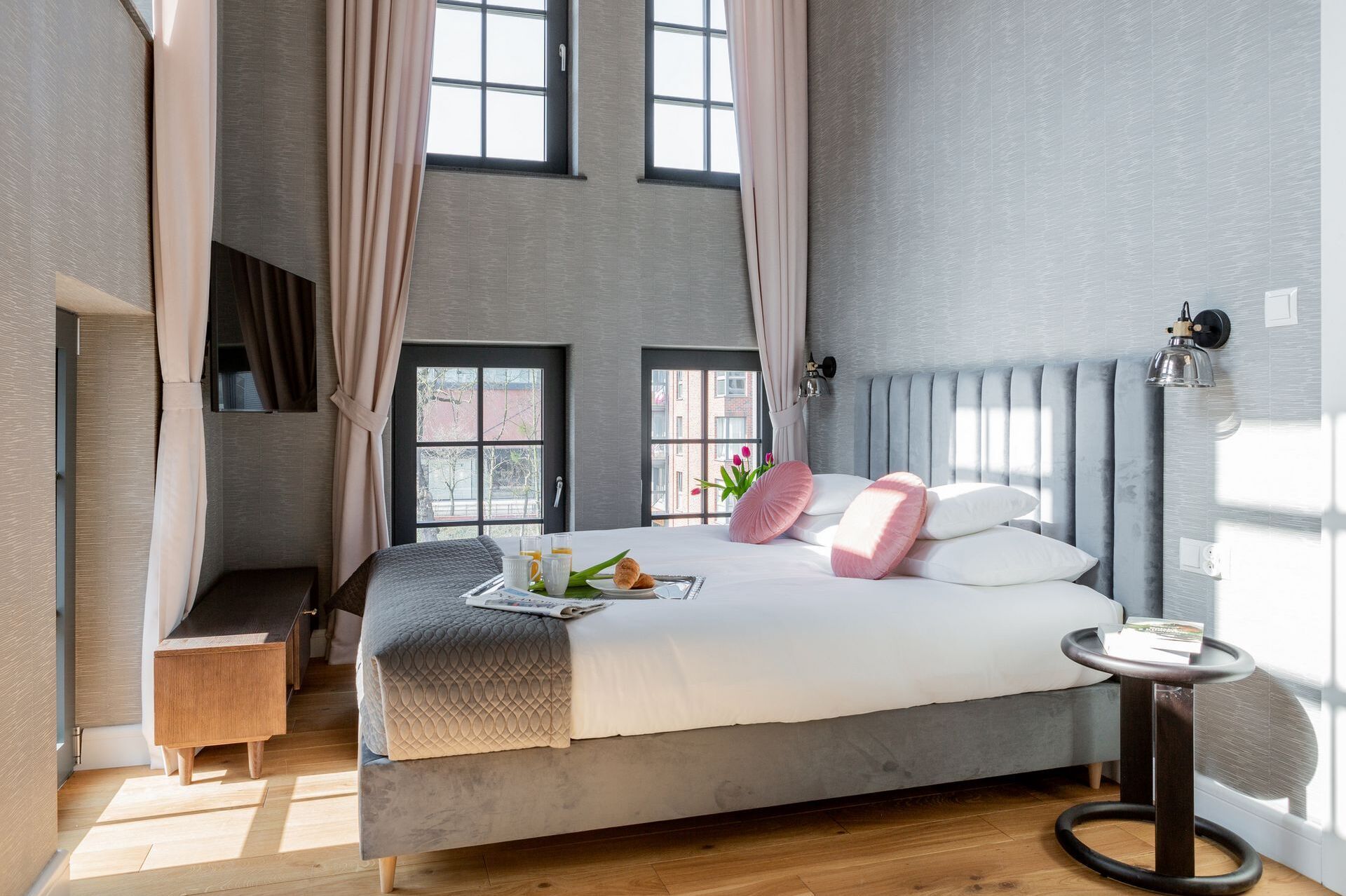 Grand Apartments