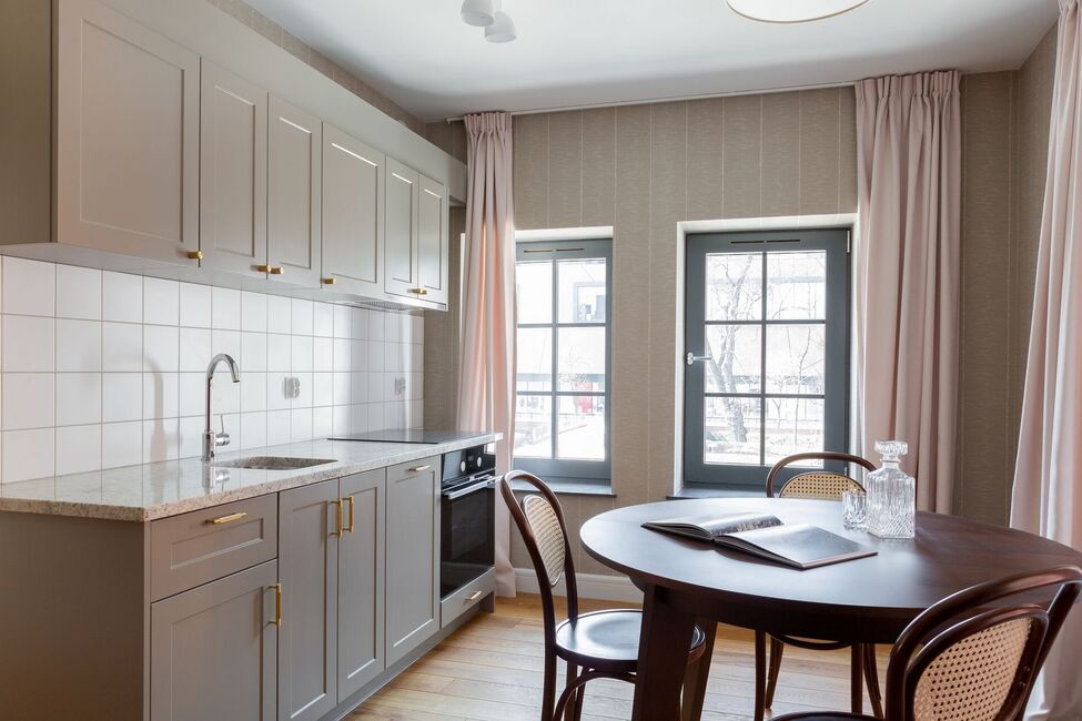 Grand Apartments