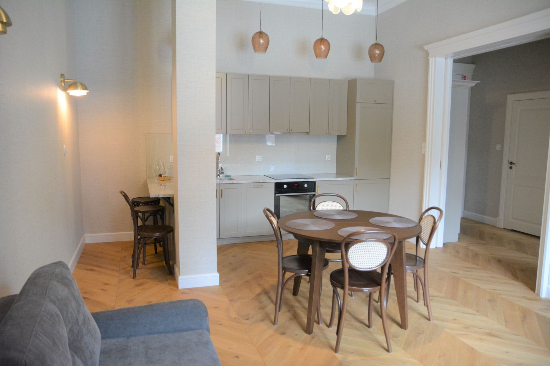 Grand Apartments