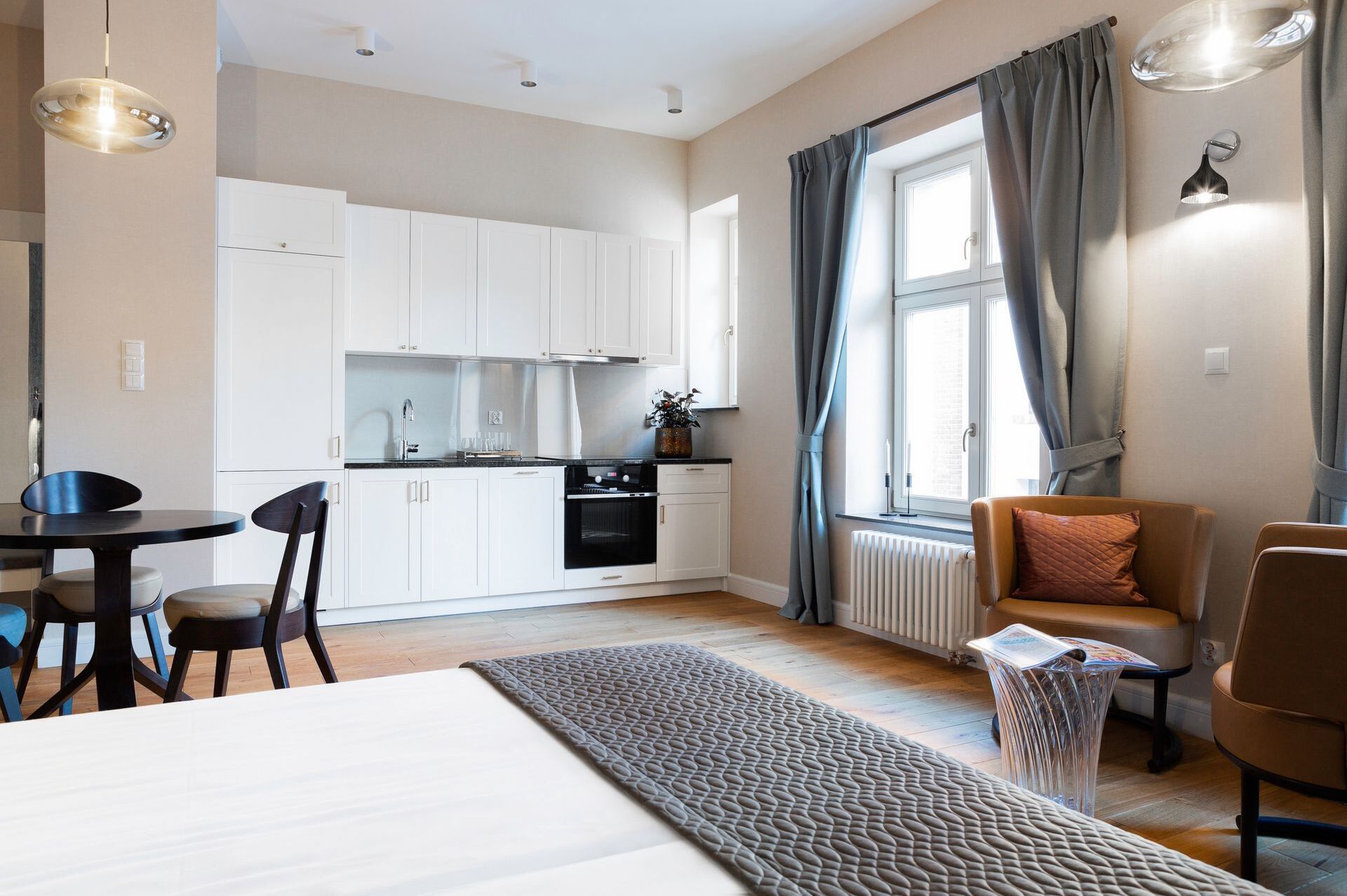 Grand Apartments