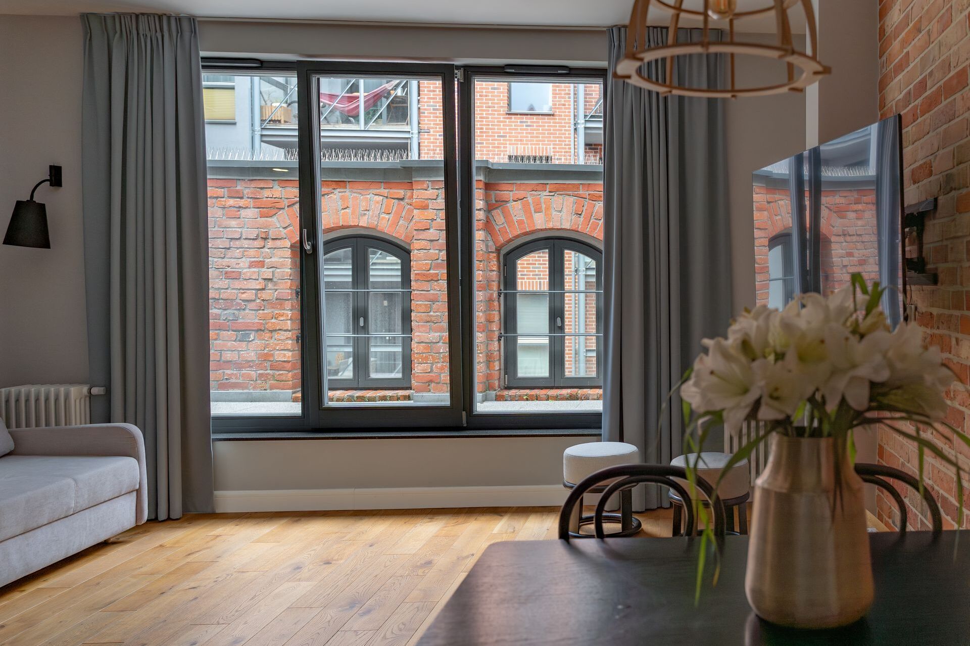 Grand Apartments