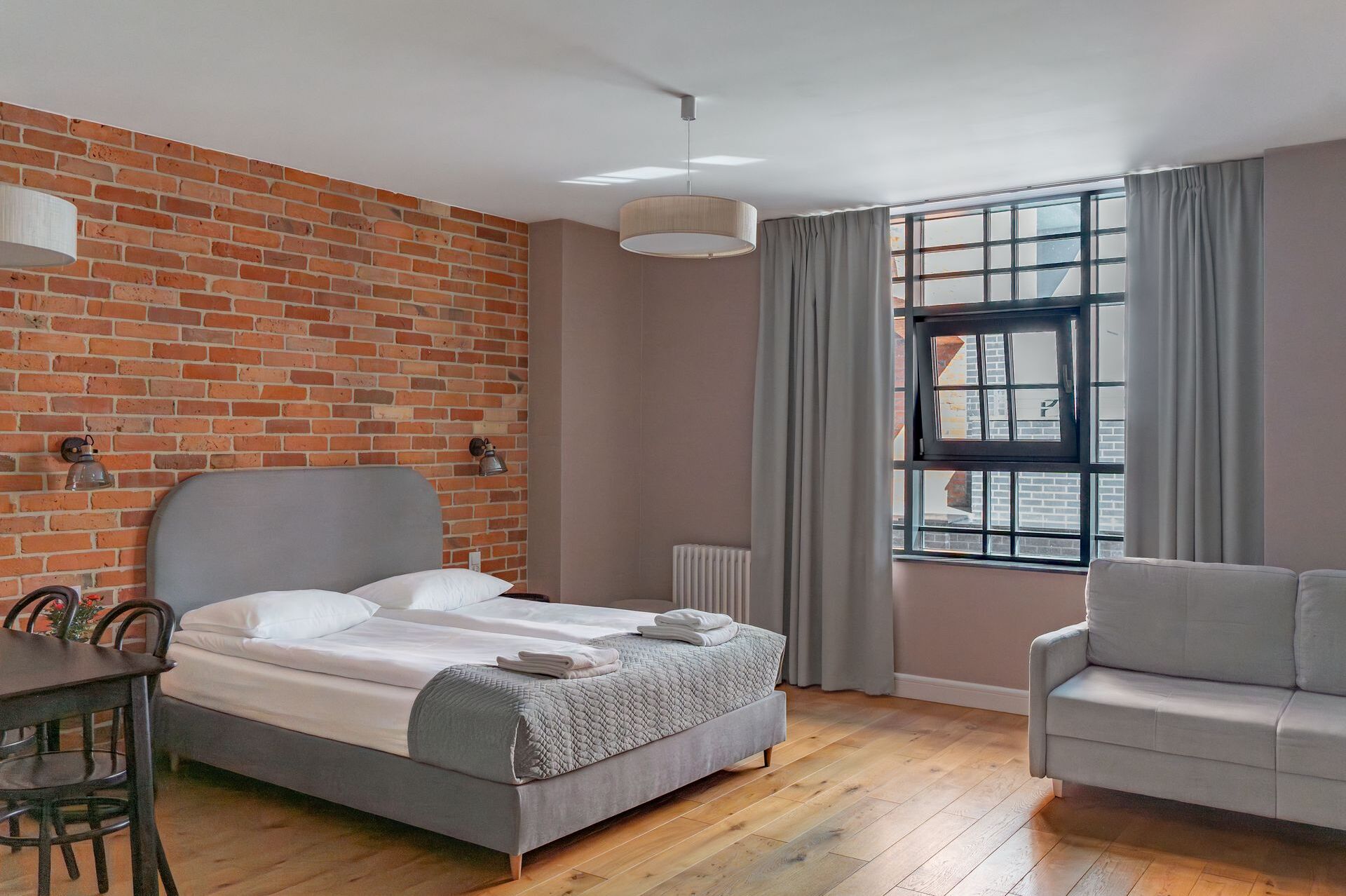 Grand Apartments