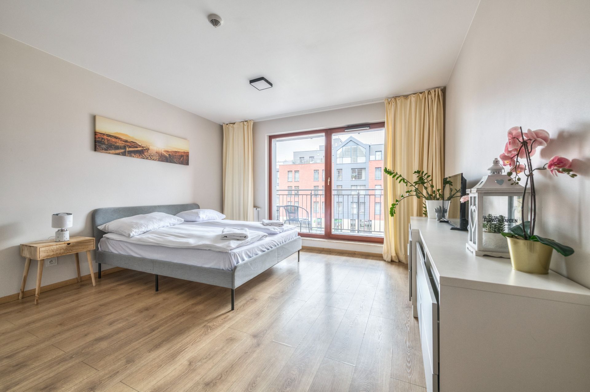 Grand Apartments
