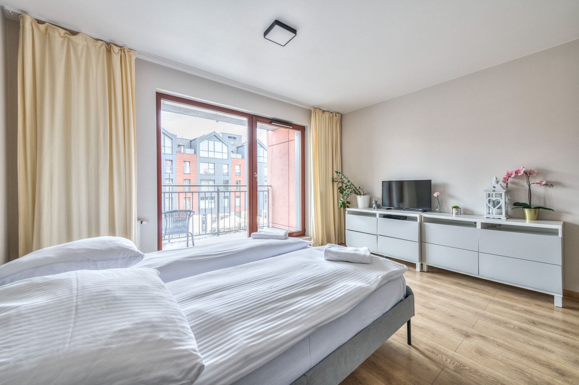 Grand Apartments