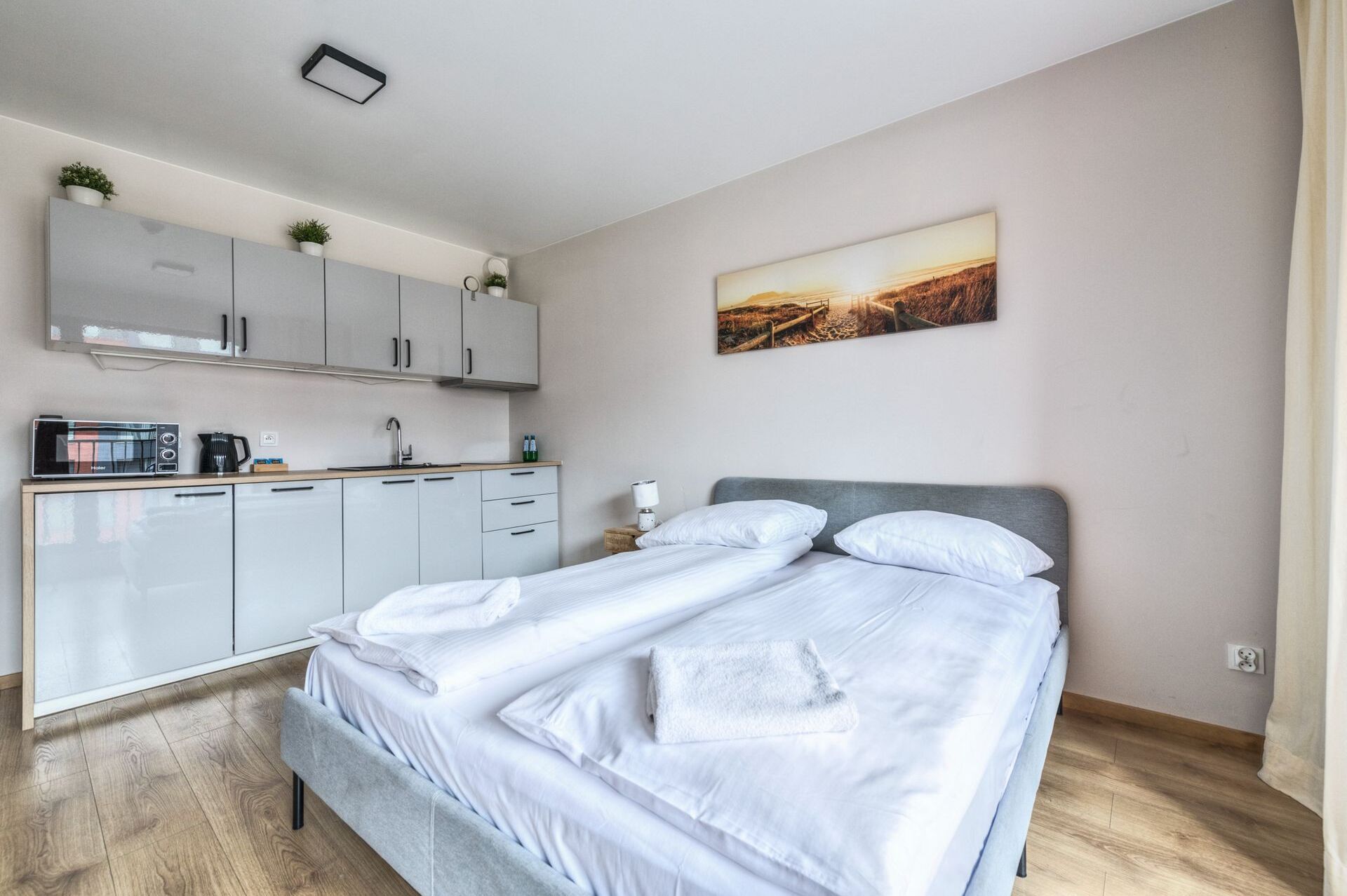 Grand Apartments