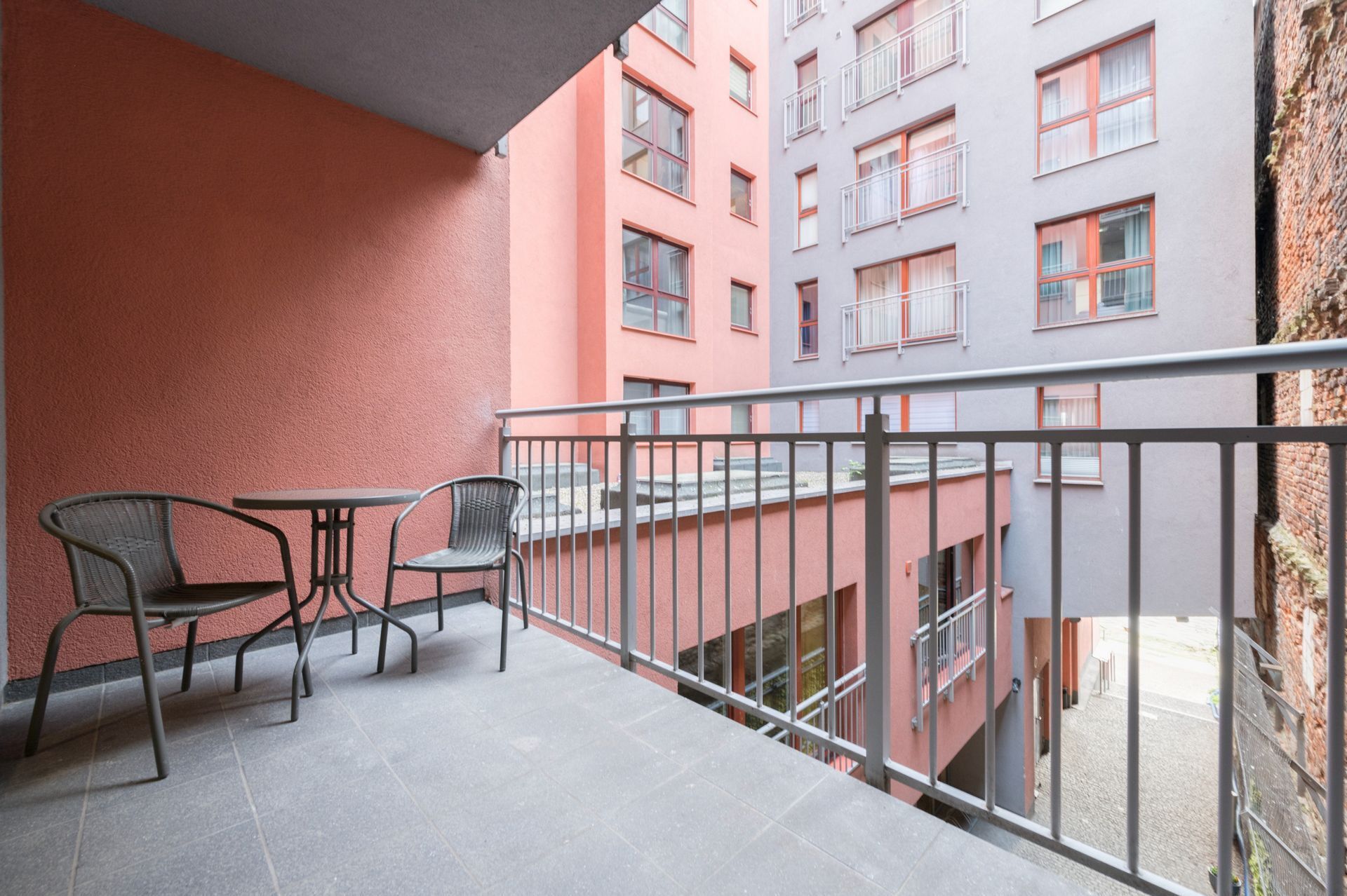 Grand Apartments