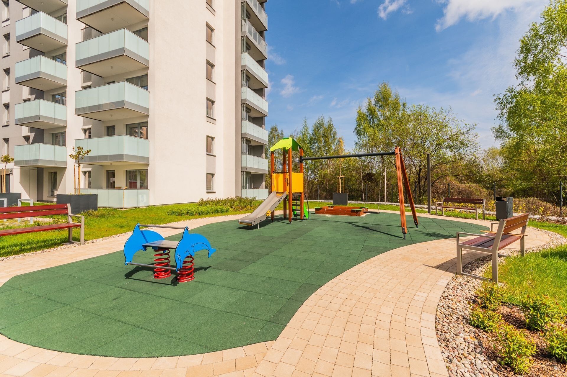 Grand Apartments