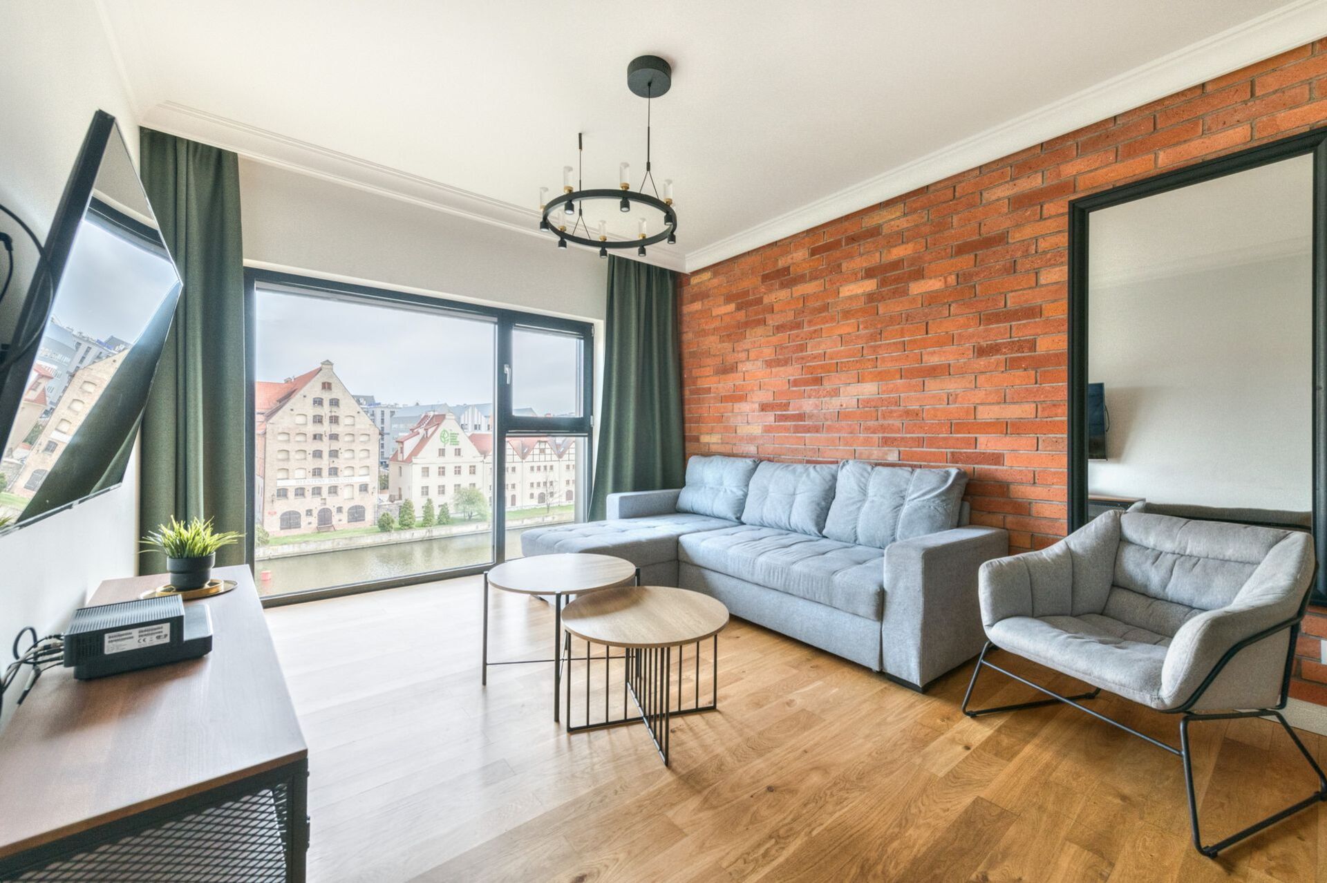 Grand Apartments