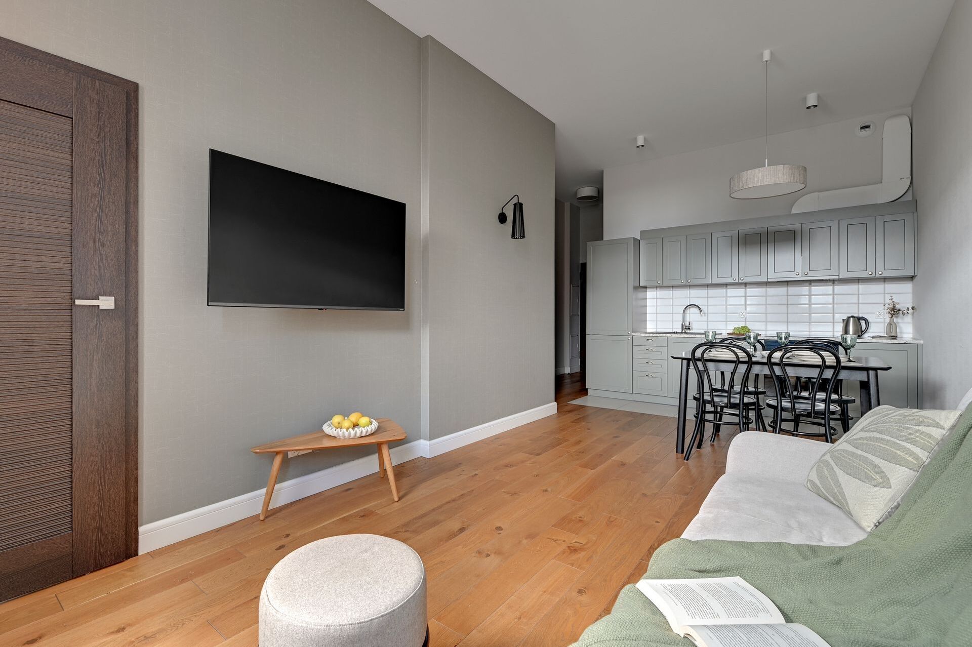 Grand Apartments