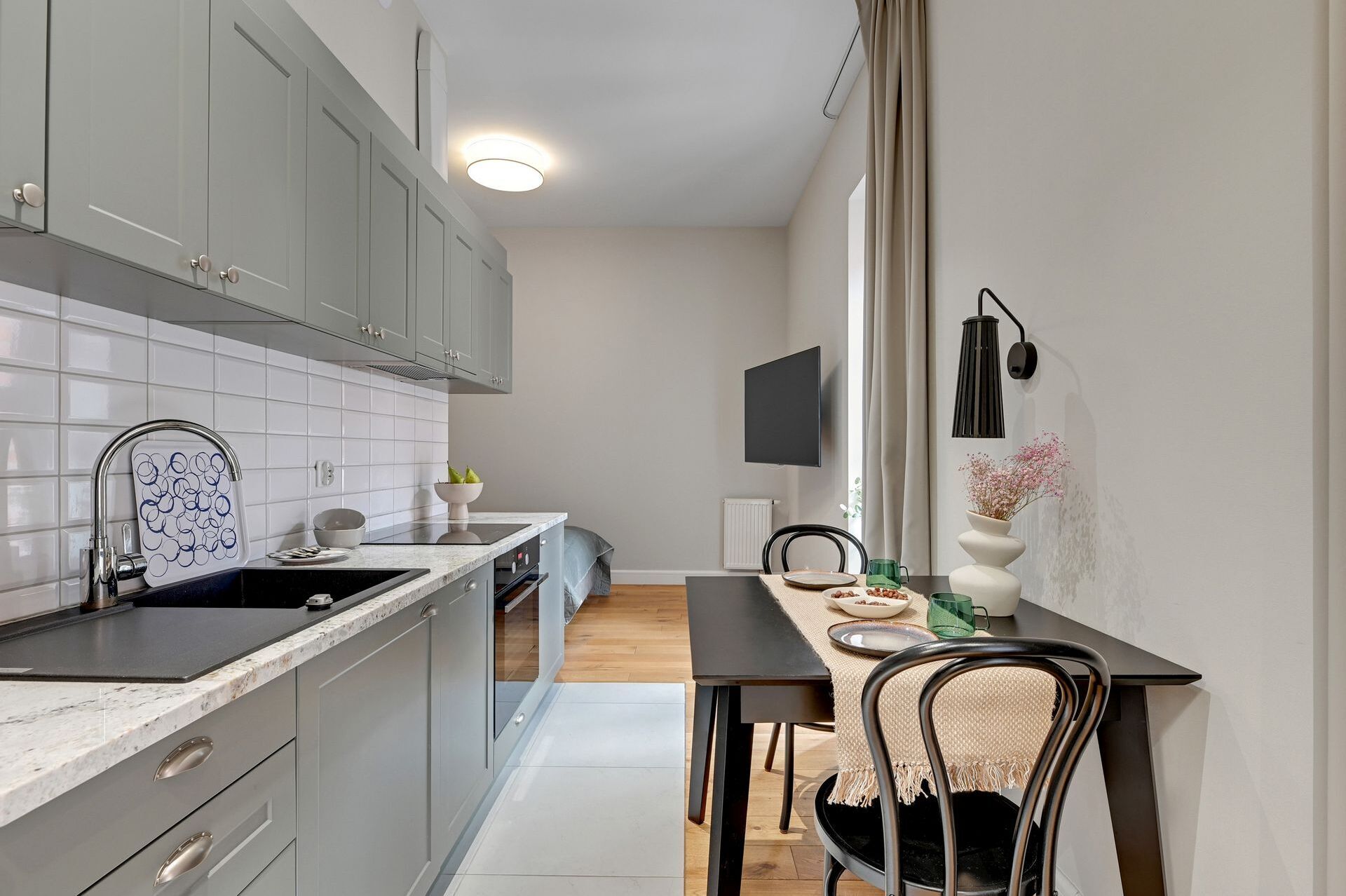 Grand Apartments