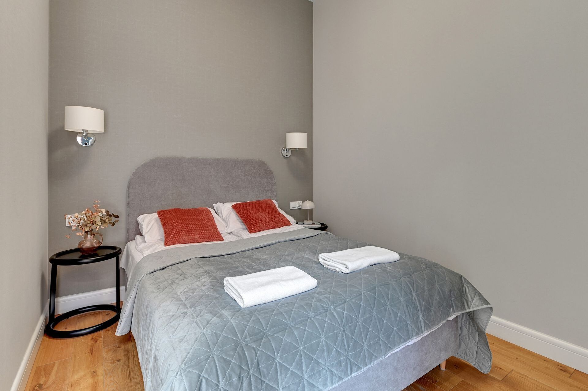 Grand Apartments