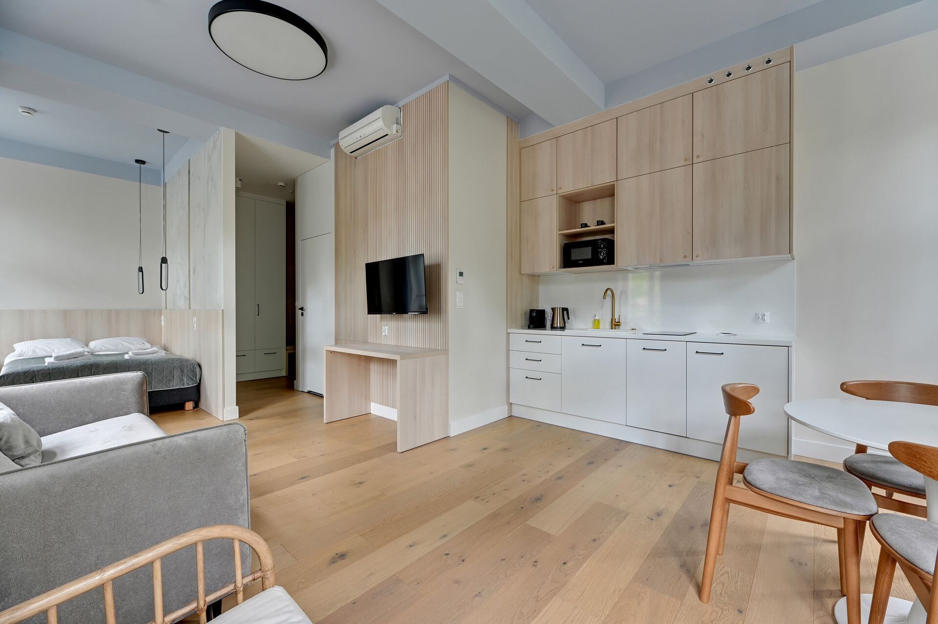 Grand Apartments