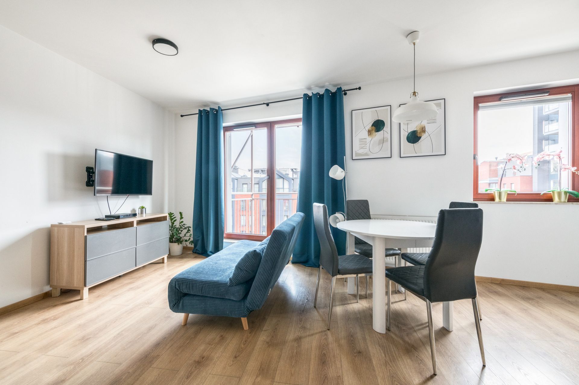 Grand Apartments