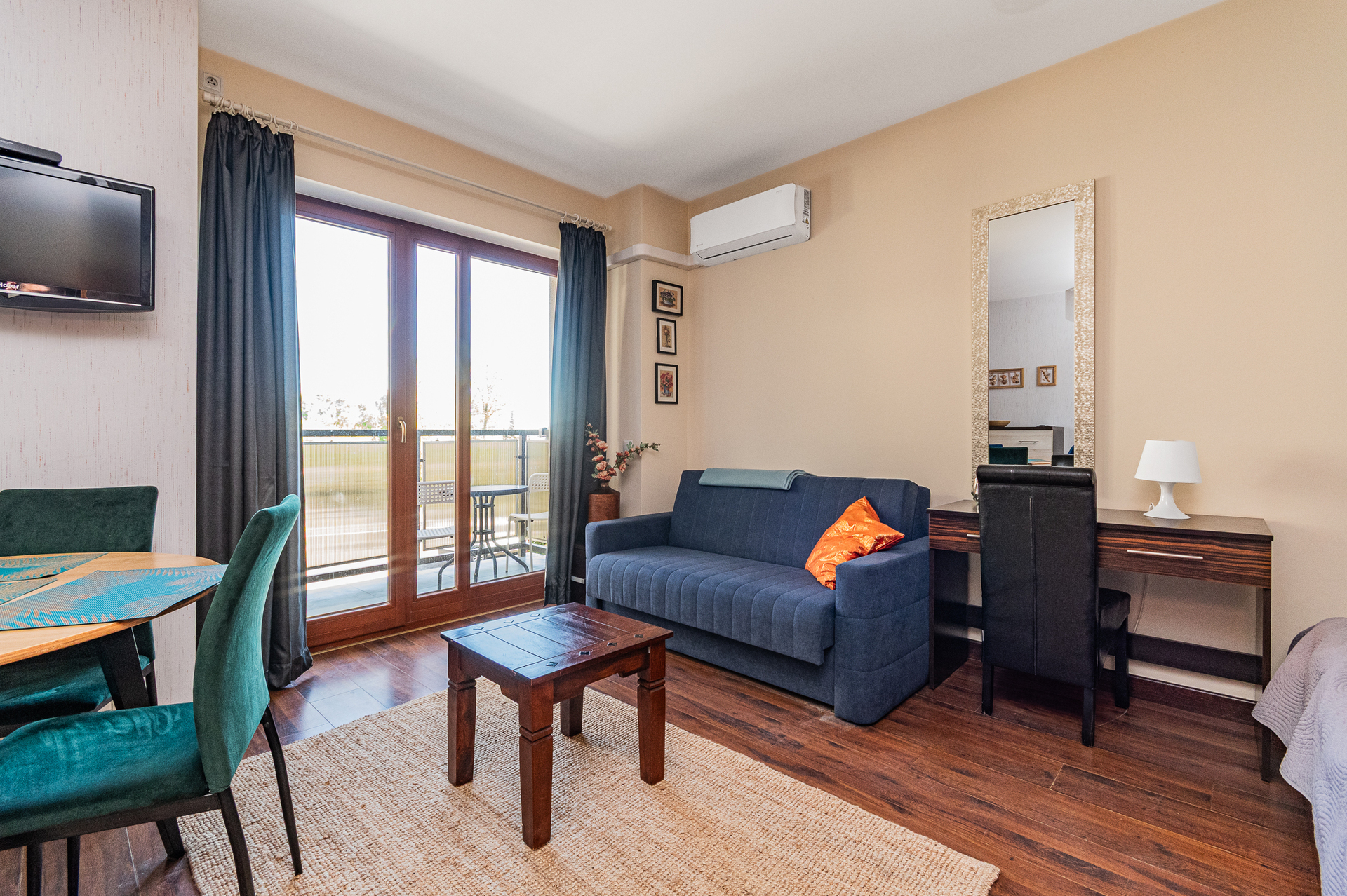 Grand Apartments
