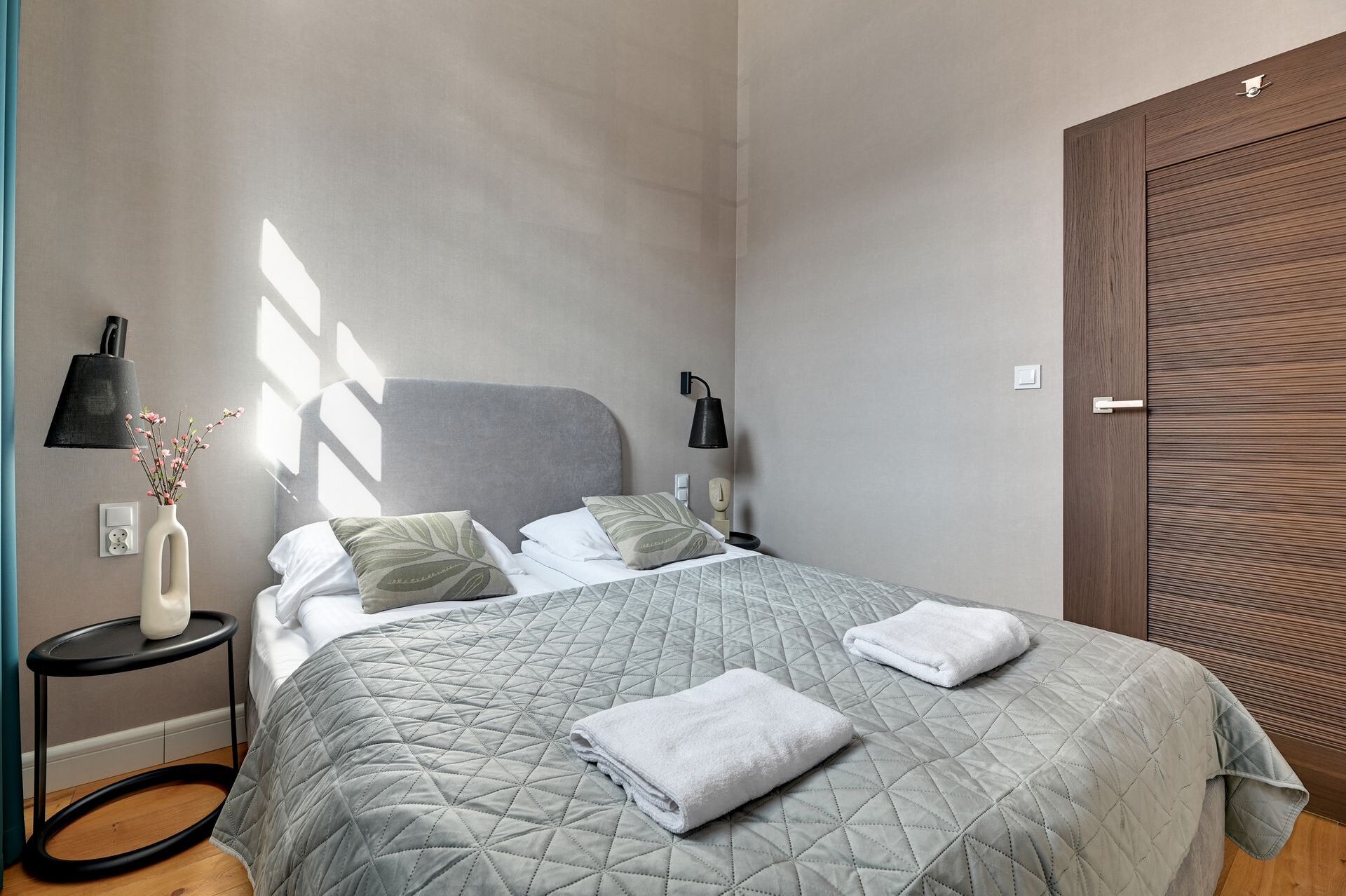 Grand Apartments