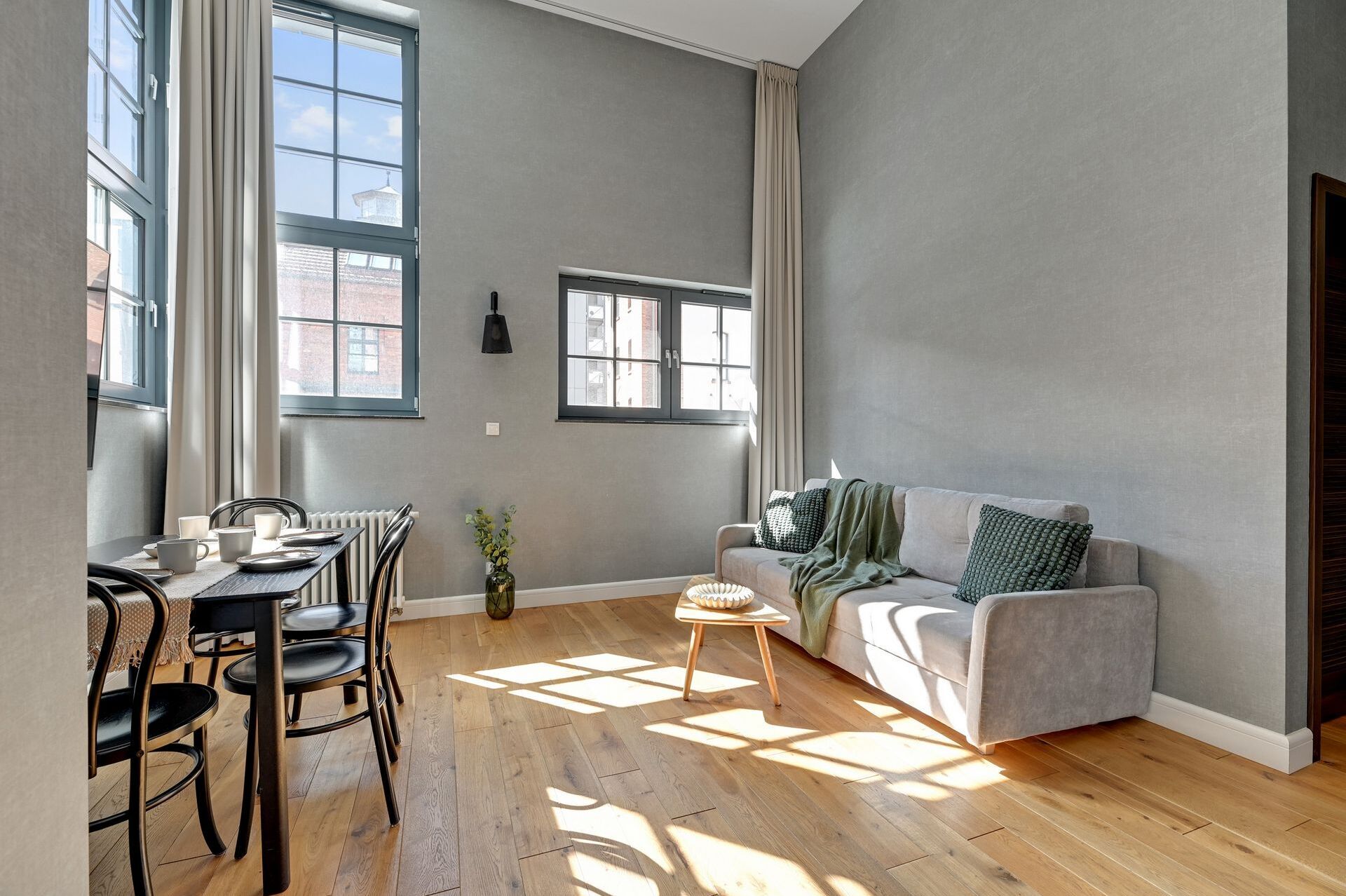 Grand Apartments