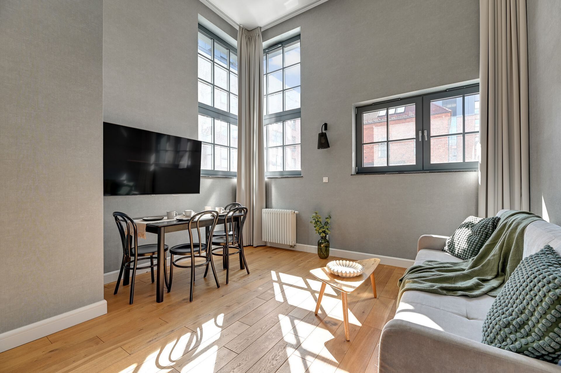 Grand Apartments