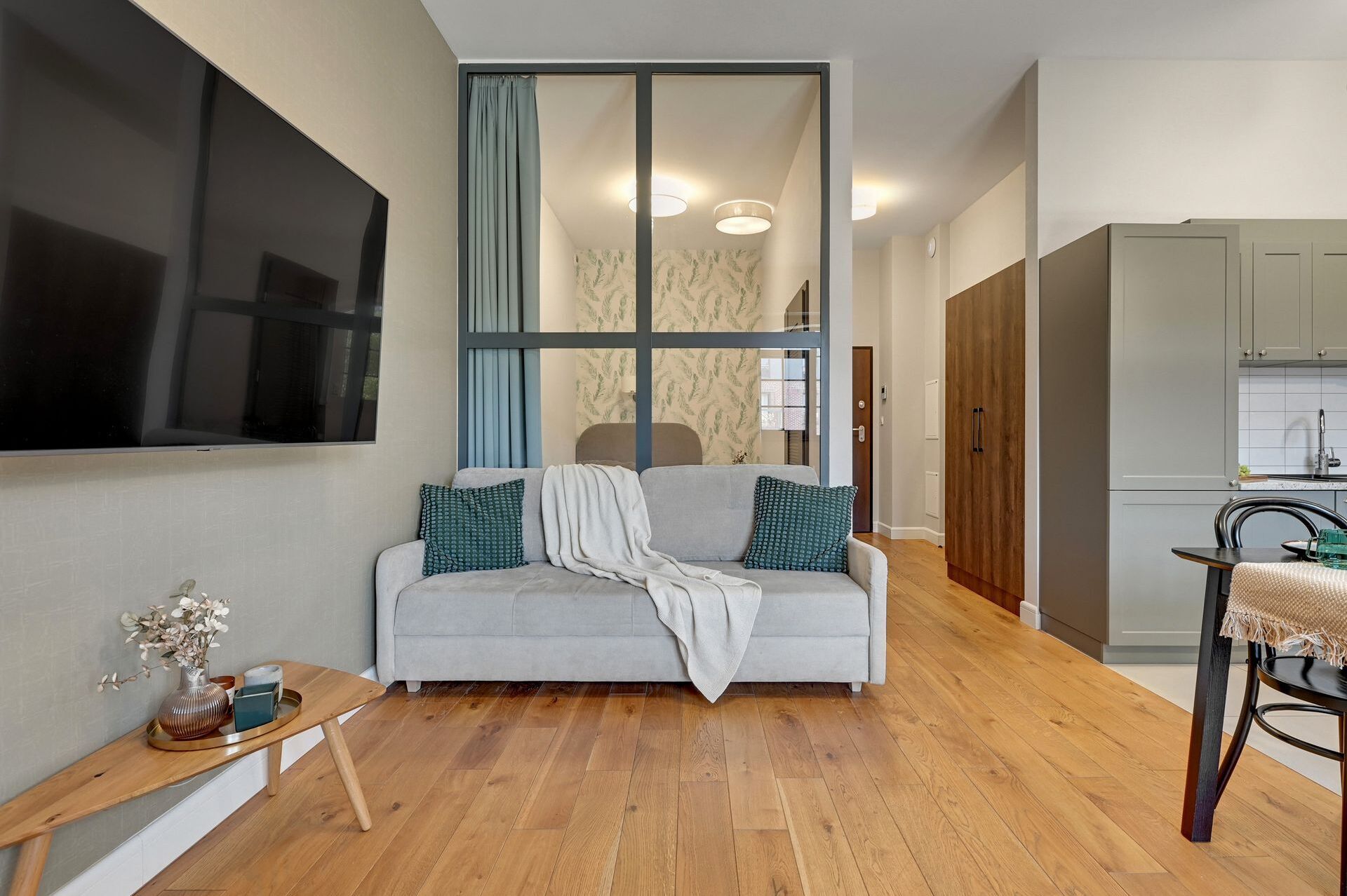 Grand Apartments