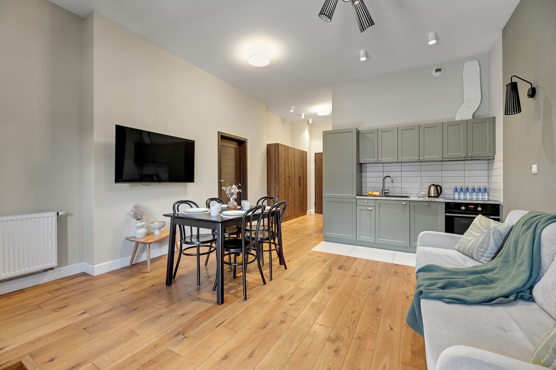 Grand Apartments
