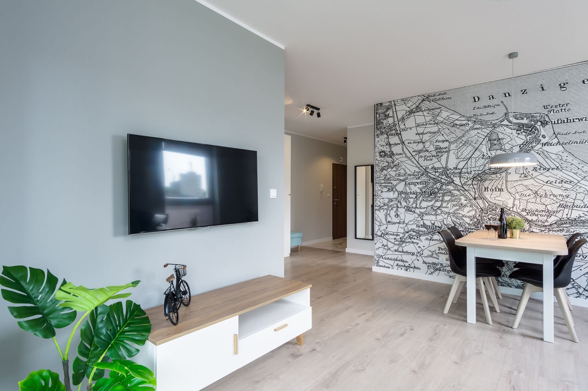 Grand Apartments