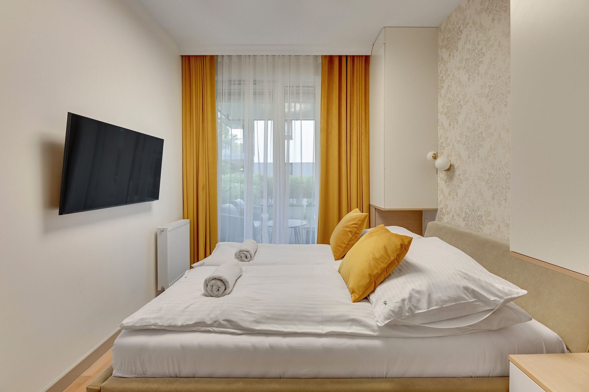Grand Apartments