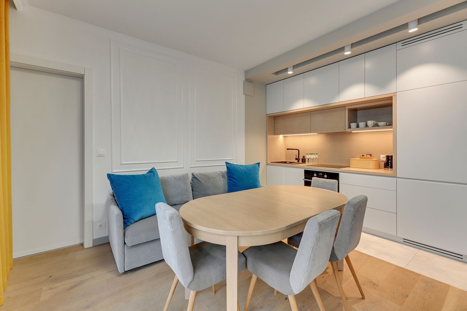 Grand Apartments