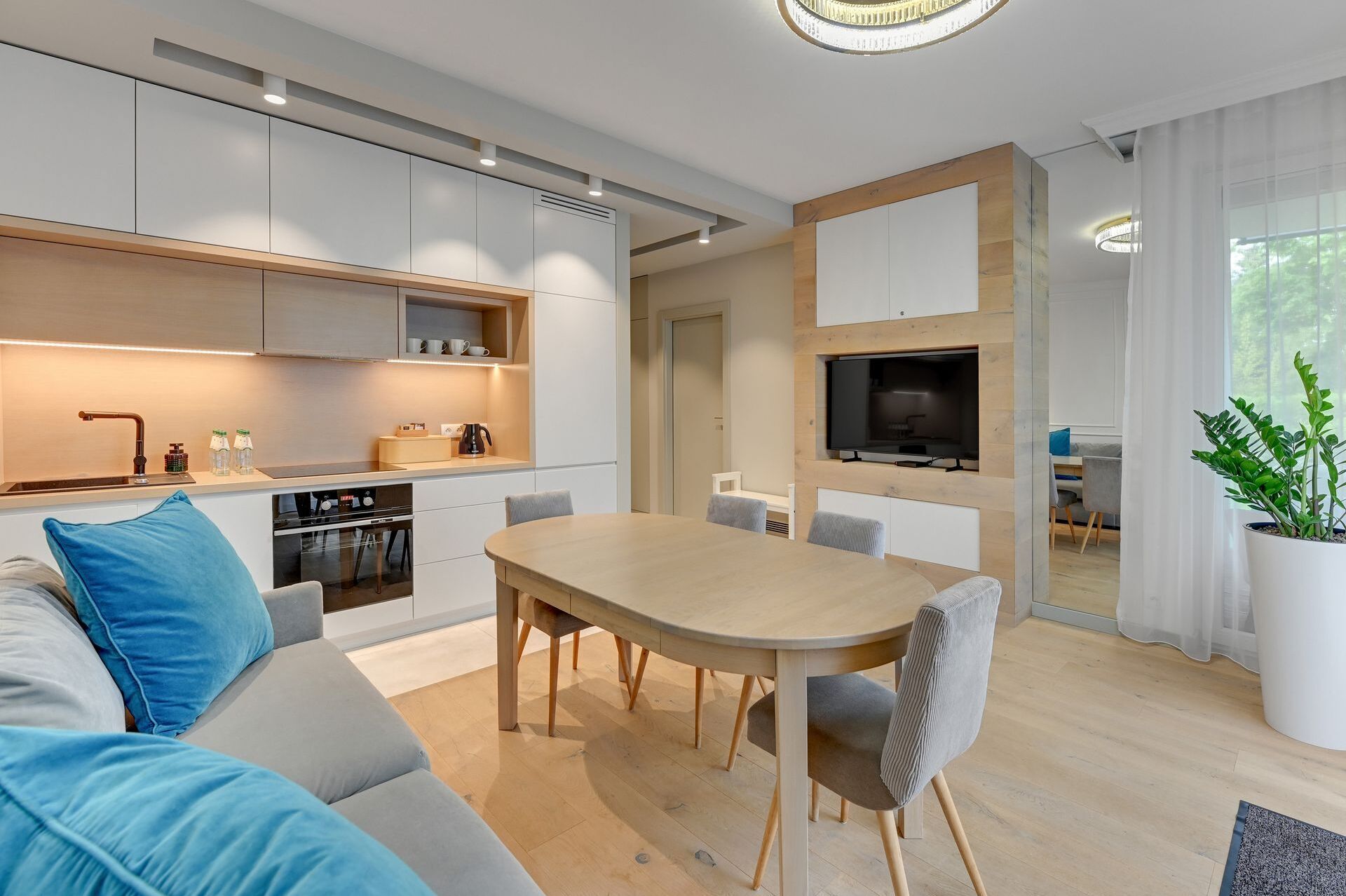 Grand Apartments