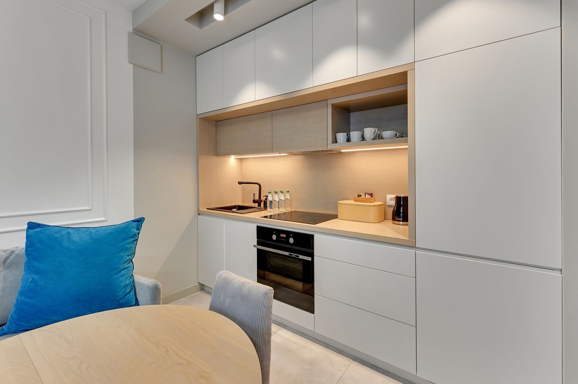 Grand Apartments