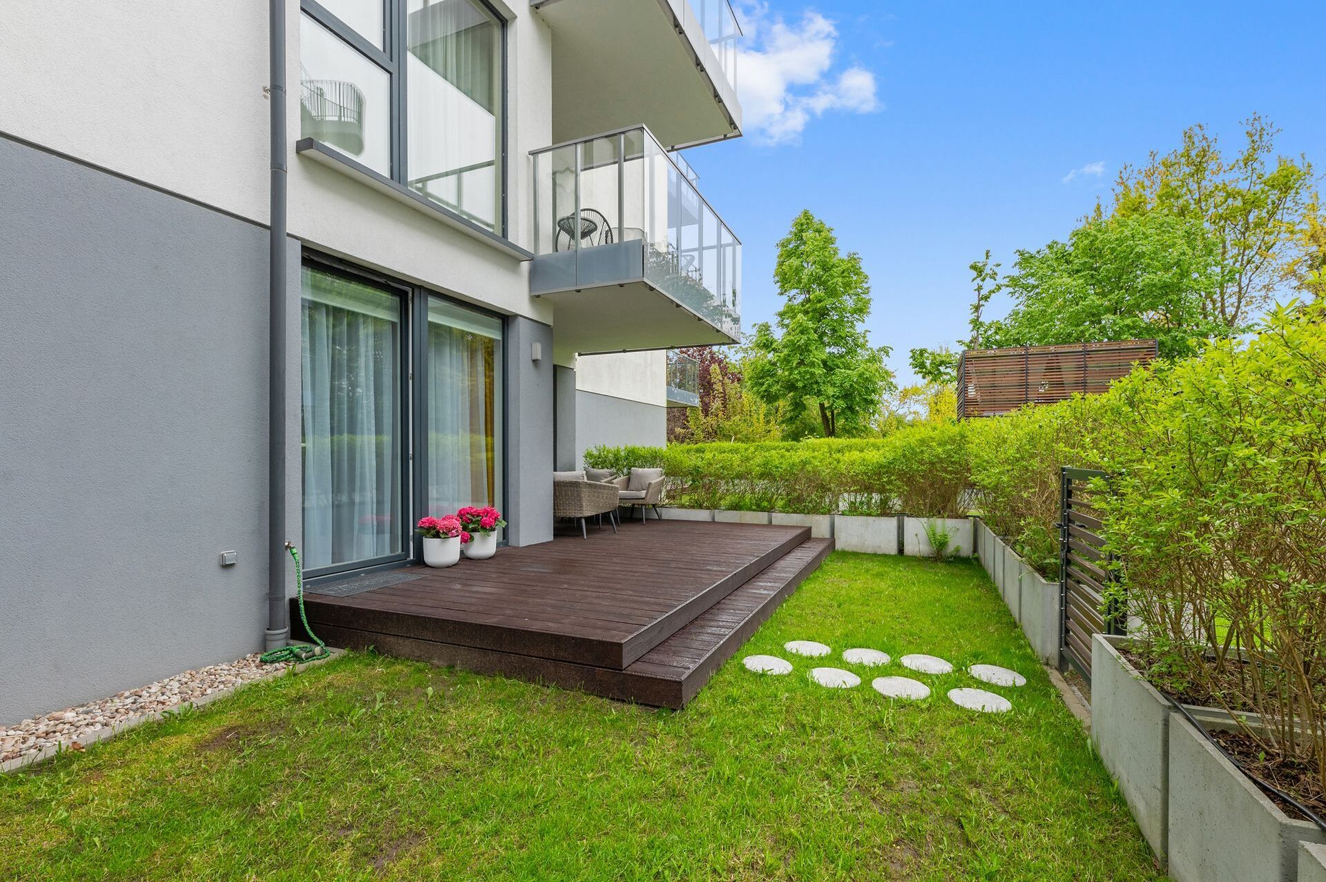 Grand Apartments