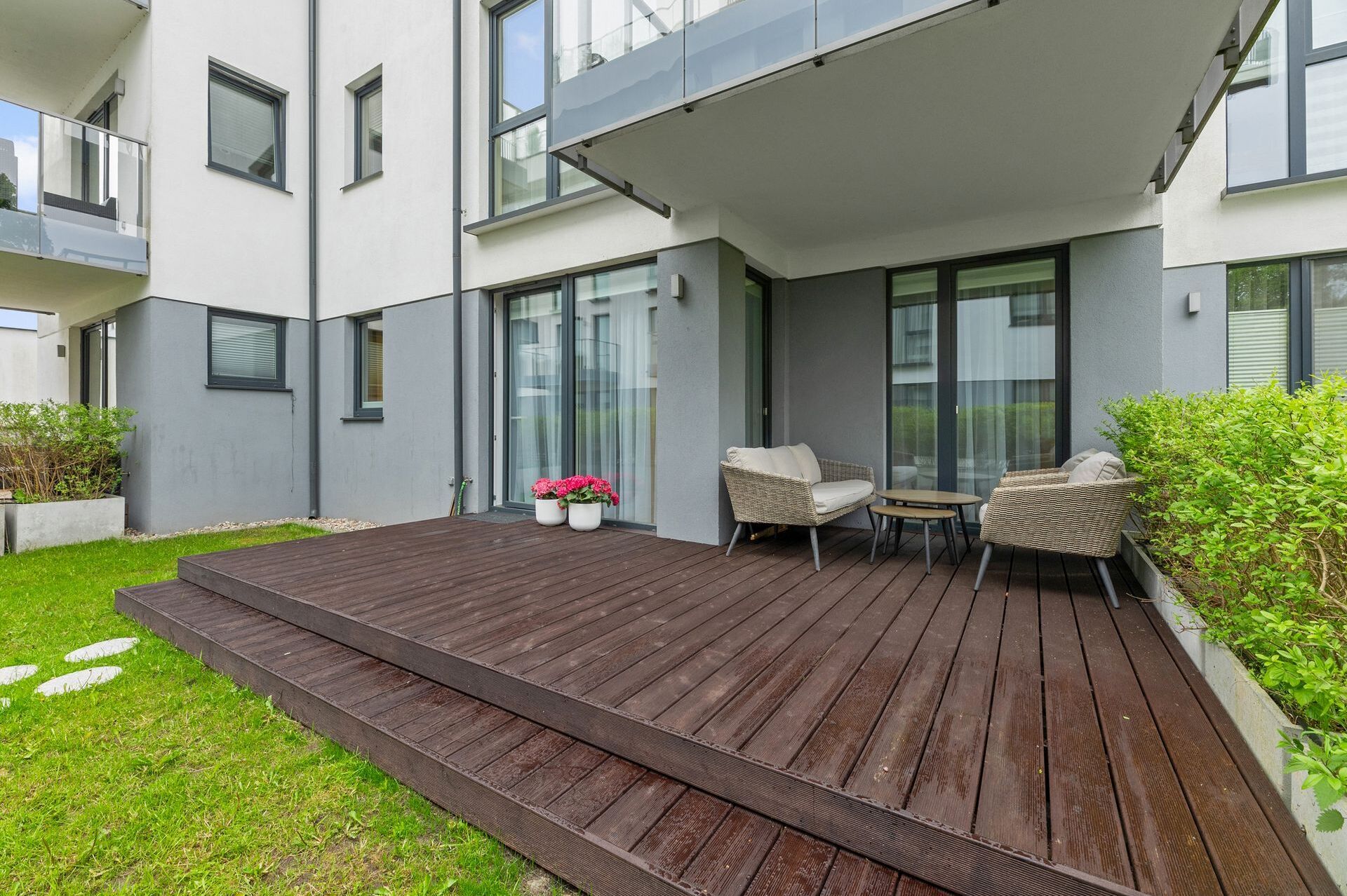 Grand Apartments