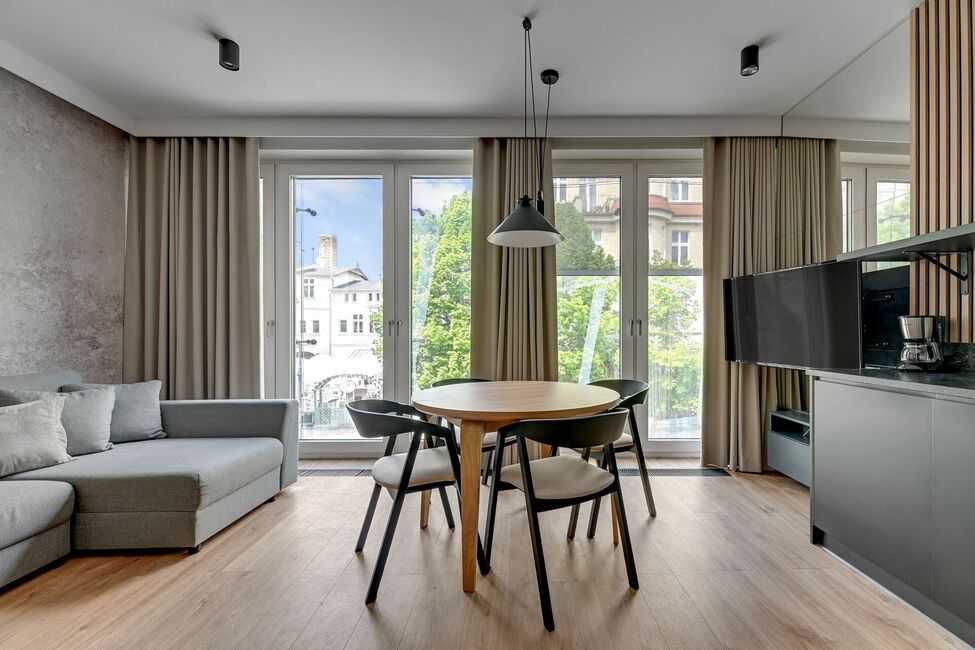 Grand Apartments