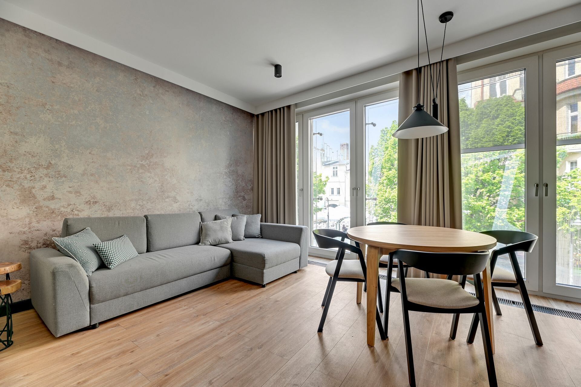 Grand Apartments