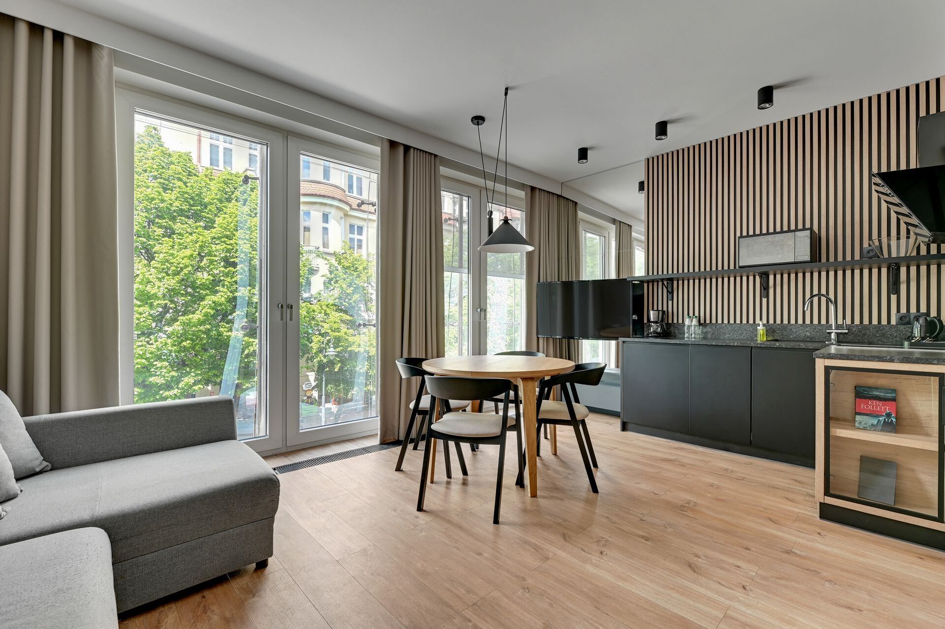 Grand Apartments