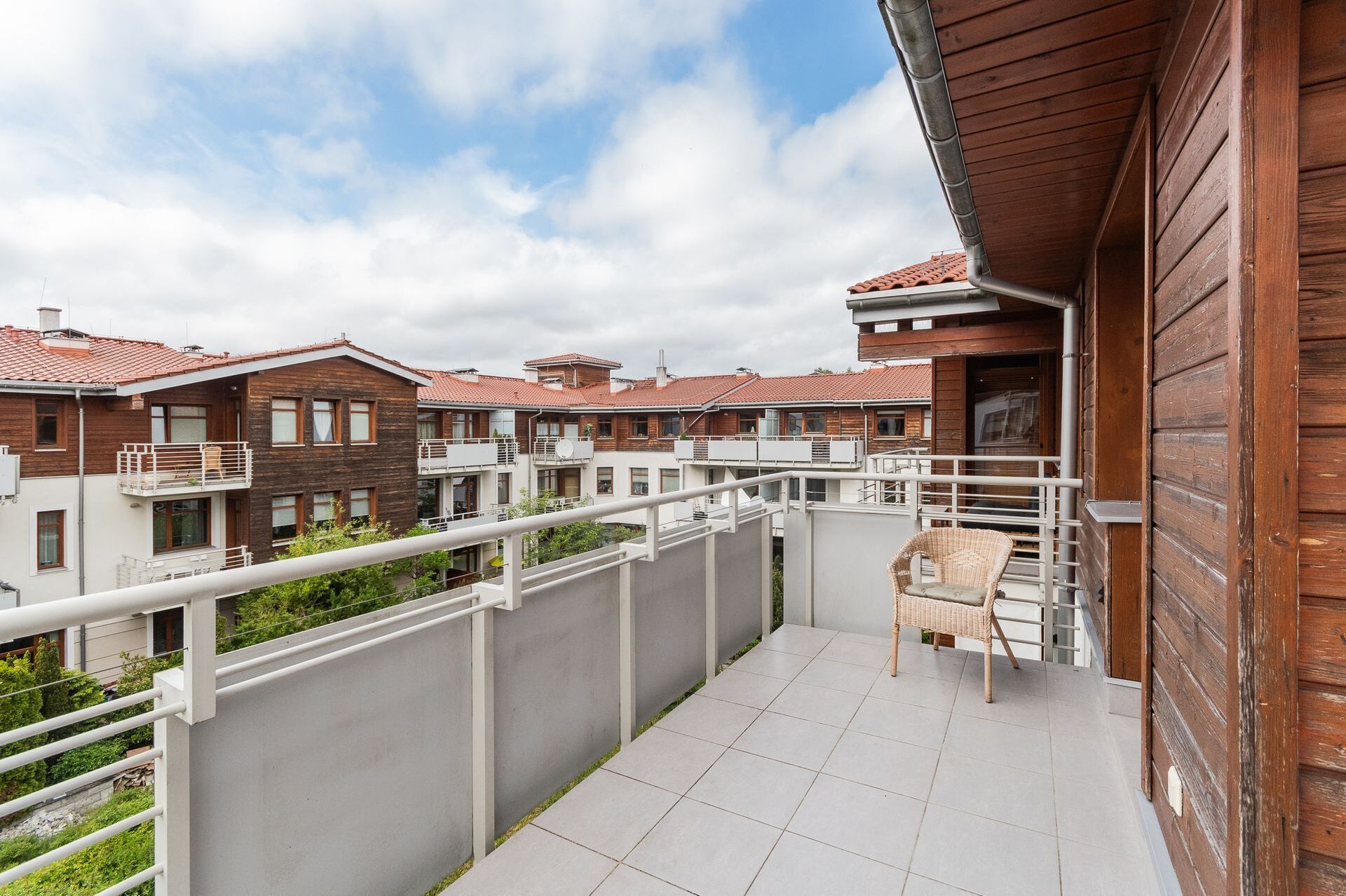 Grand Apartments