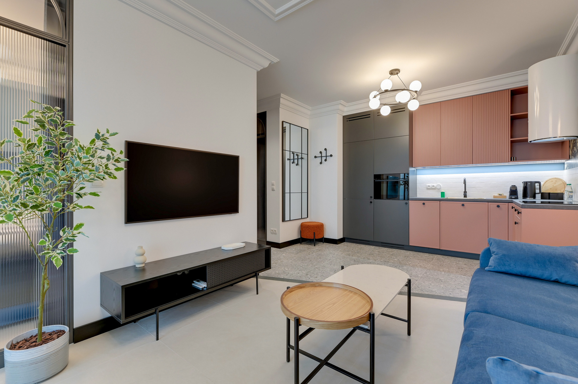Grand Apartments