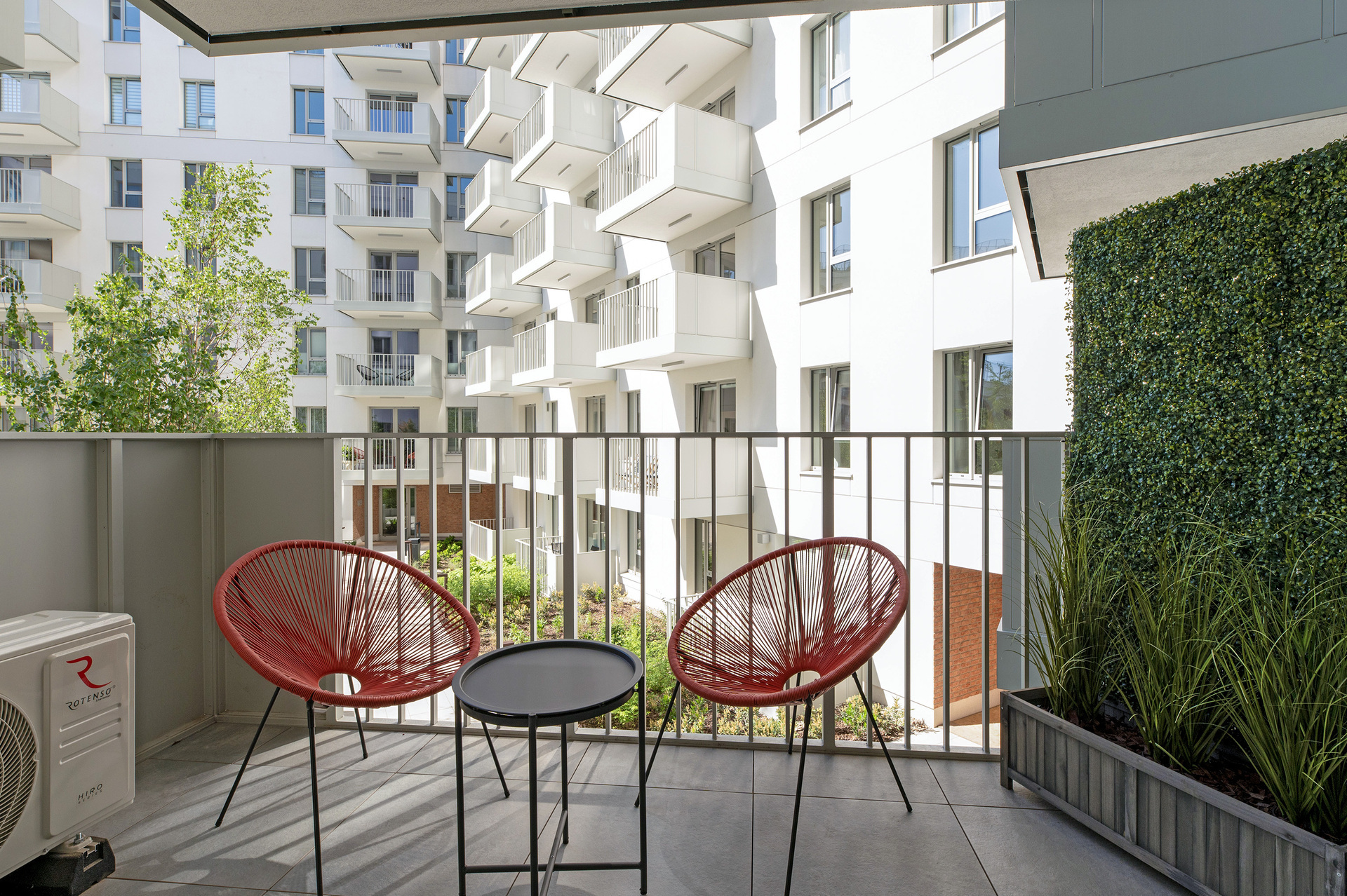 Grand Apartments