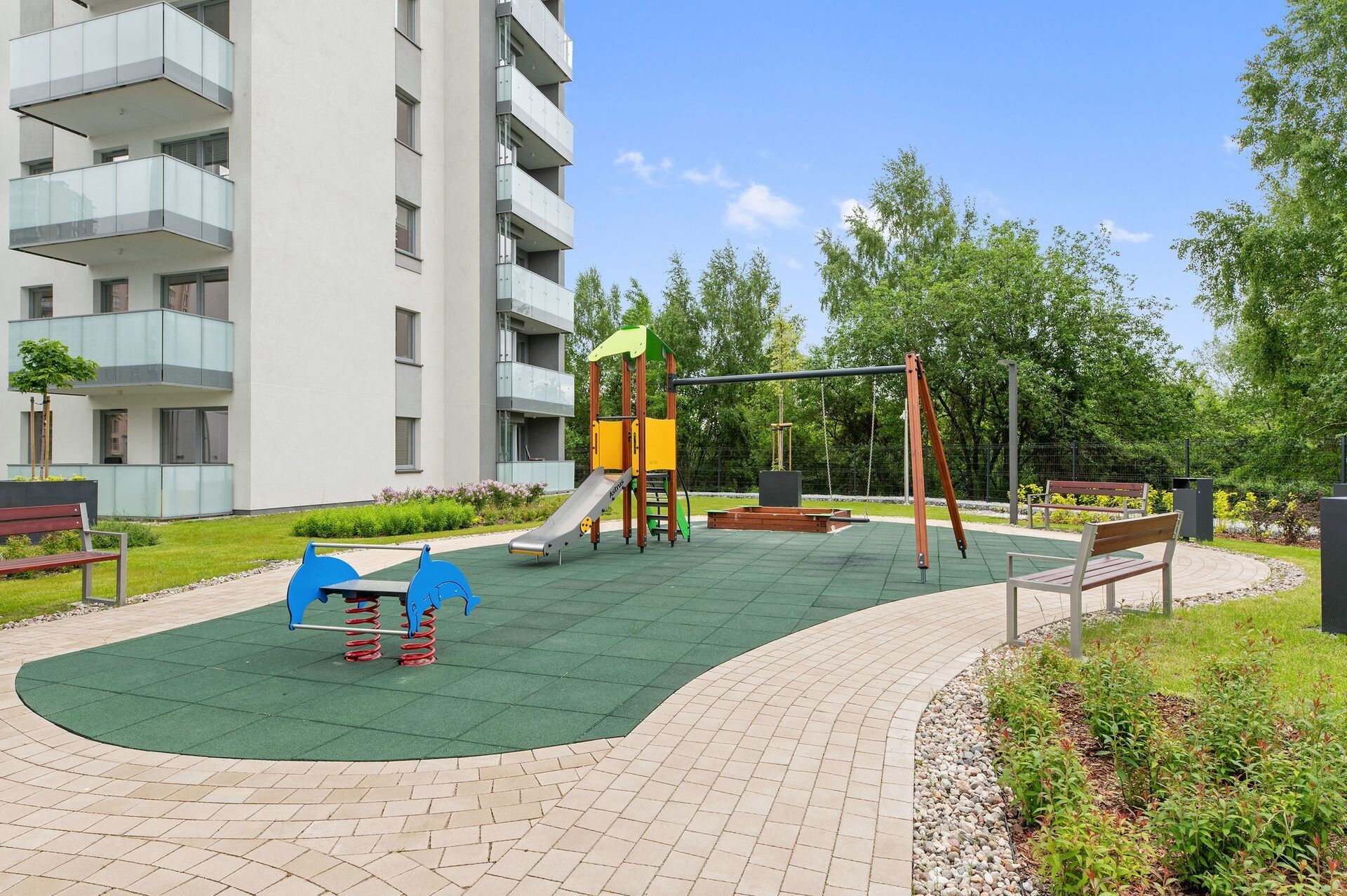Grand Apartments