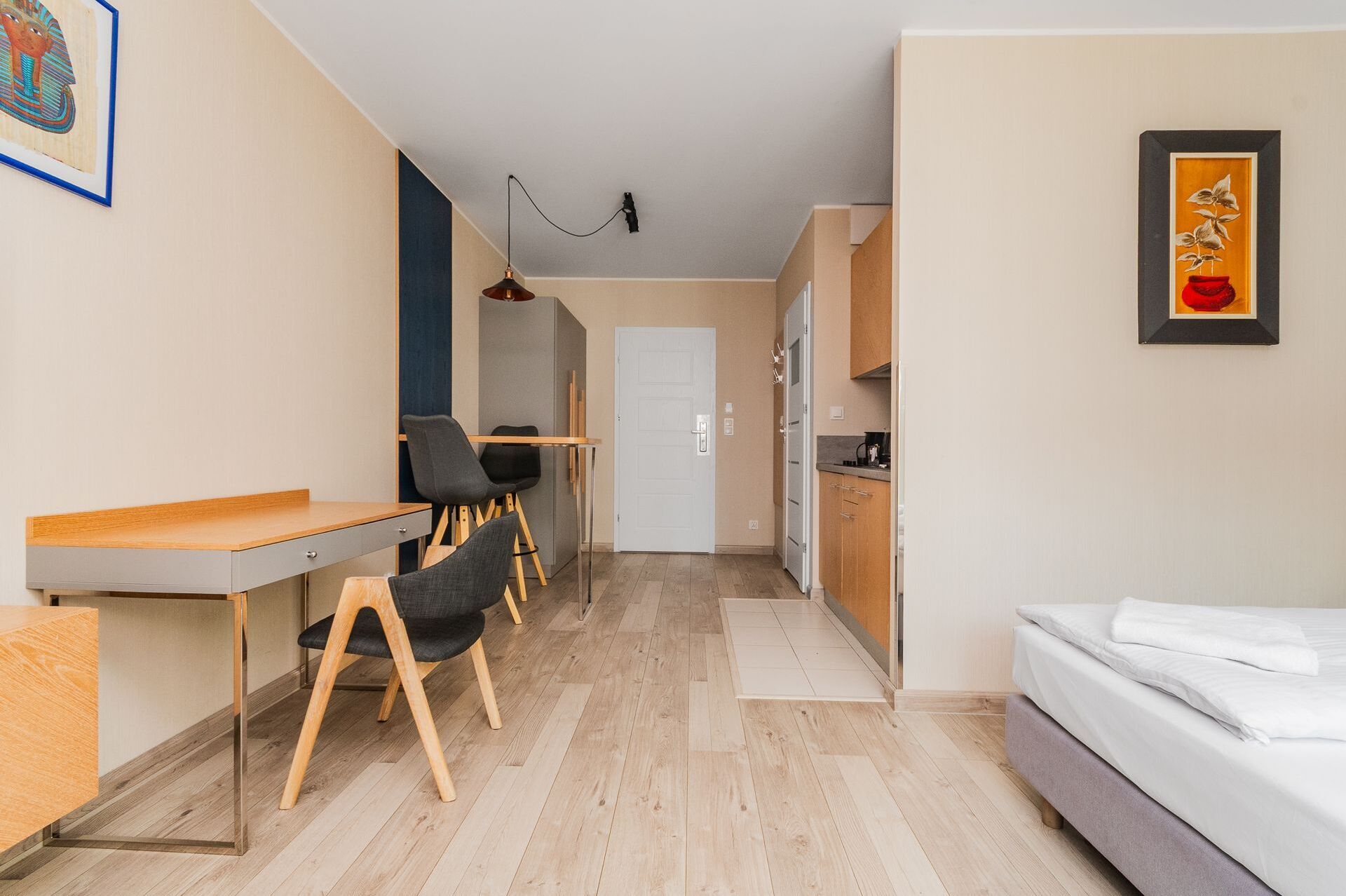 Grand Apartments
