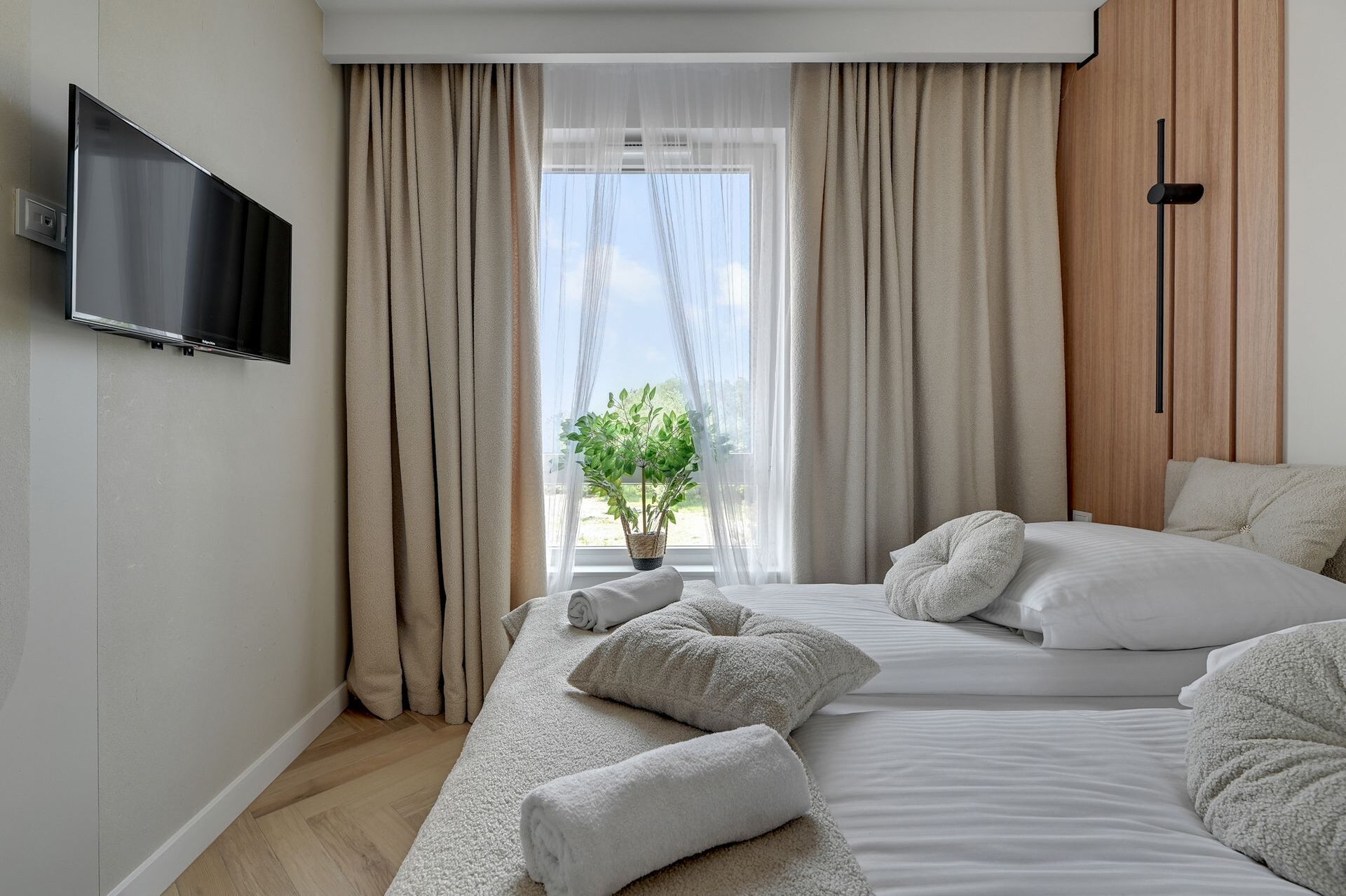 Grand Apartments