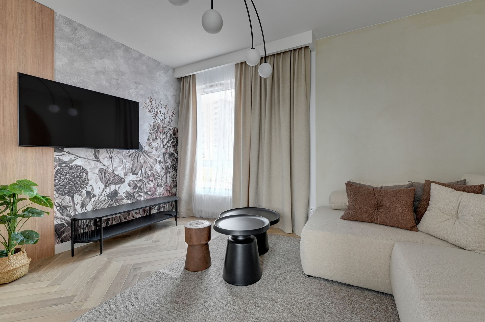 Grand Apartments