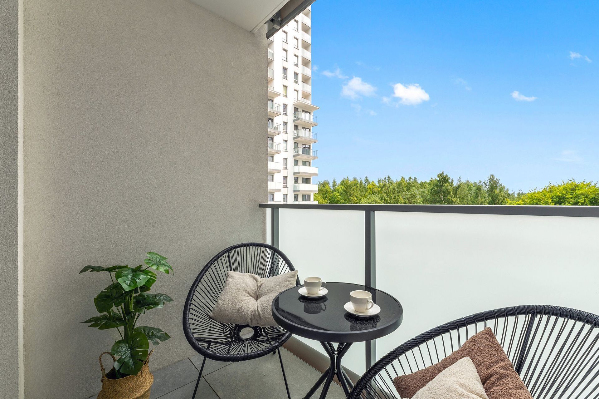Grand Apartments
