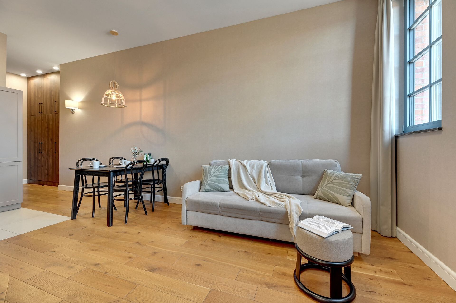 Grand Apartments