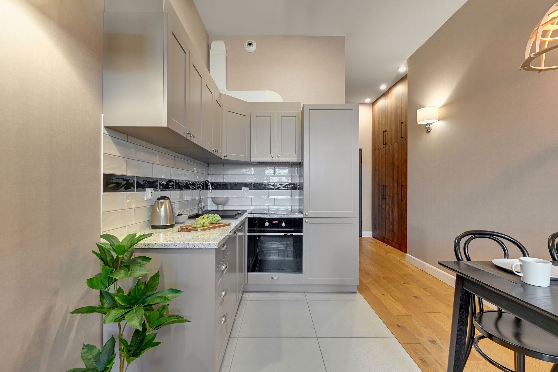 Grand Apartments