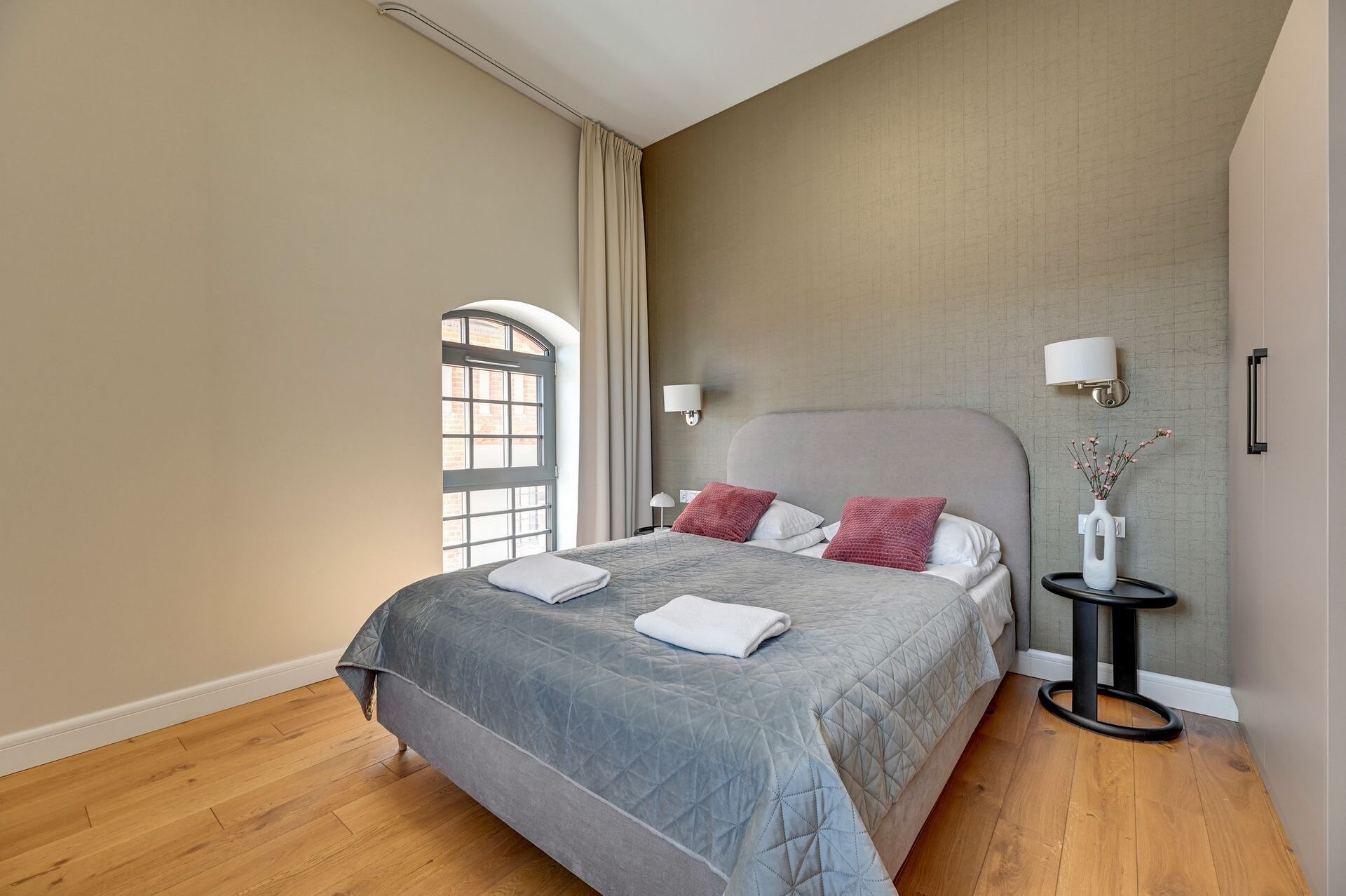 Grand Apartments