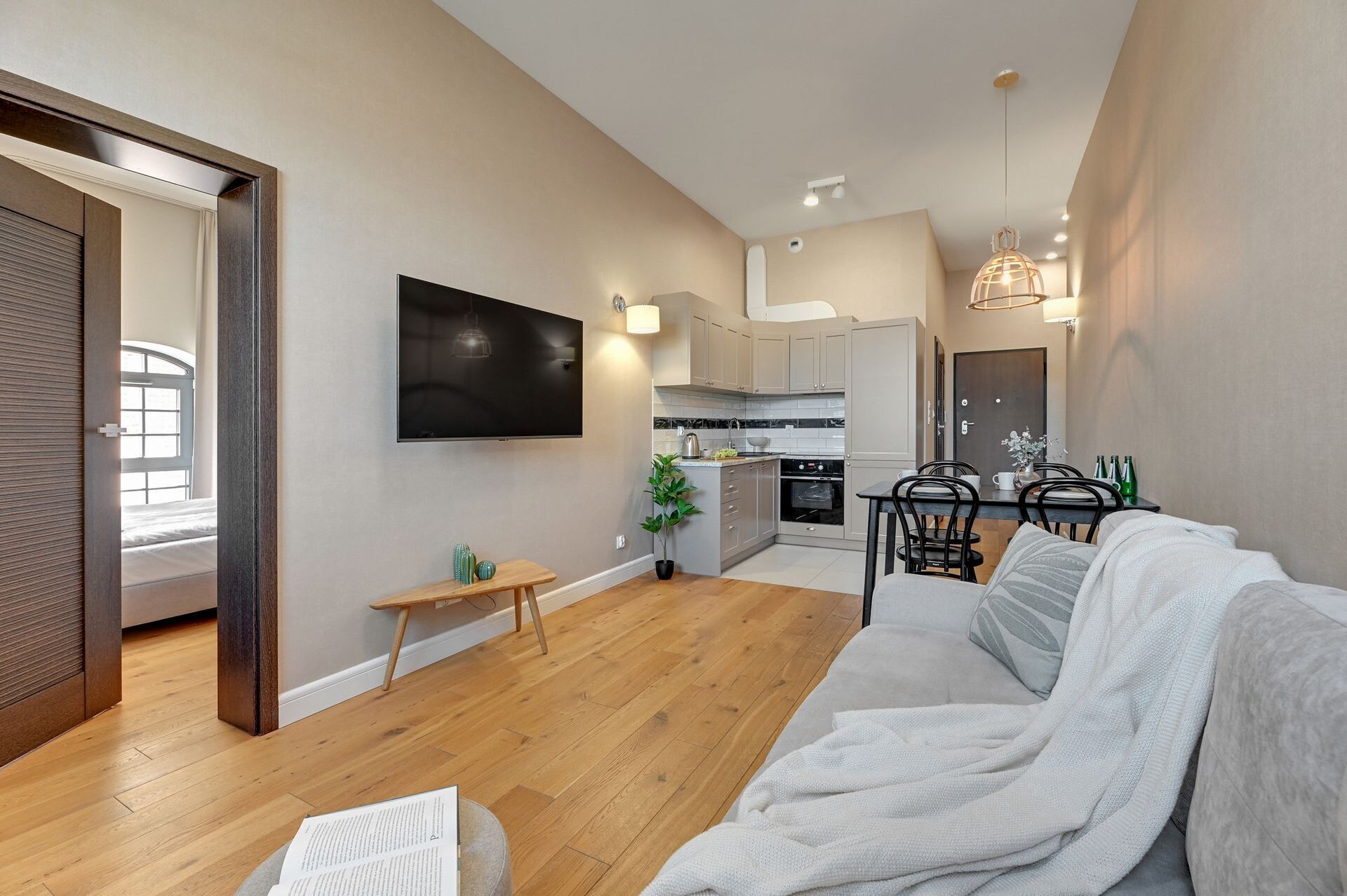 Grand Apartments