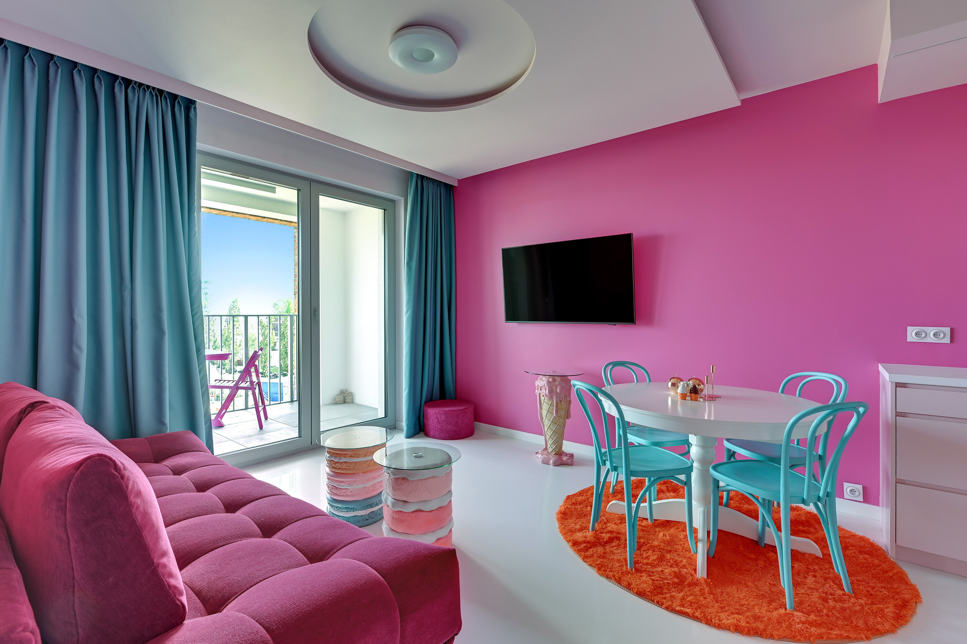 Grand Apartments