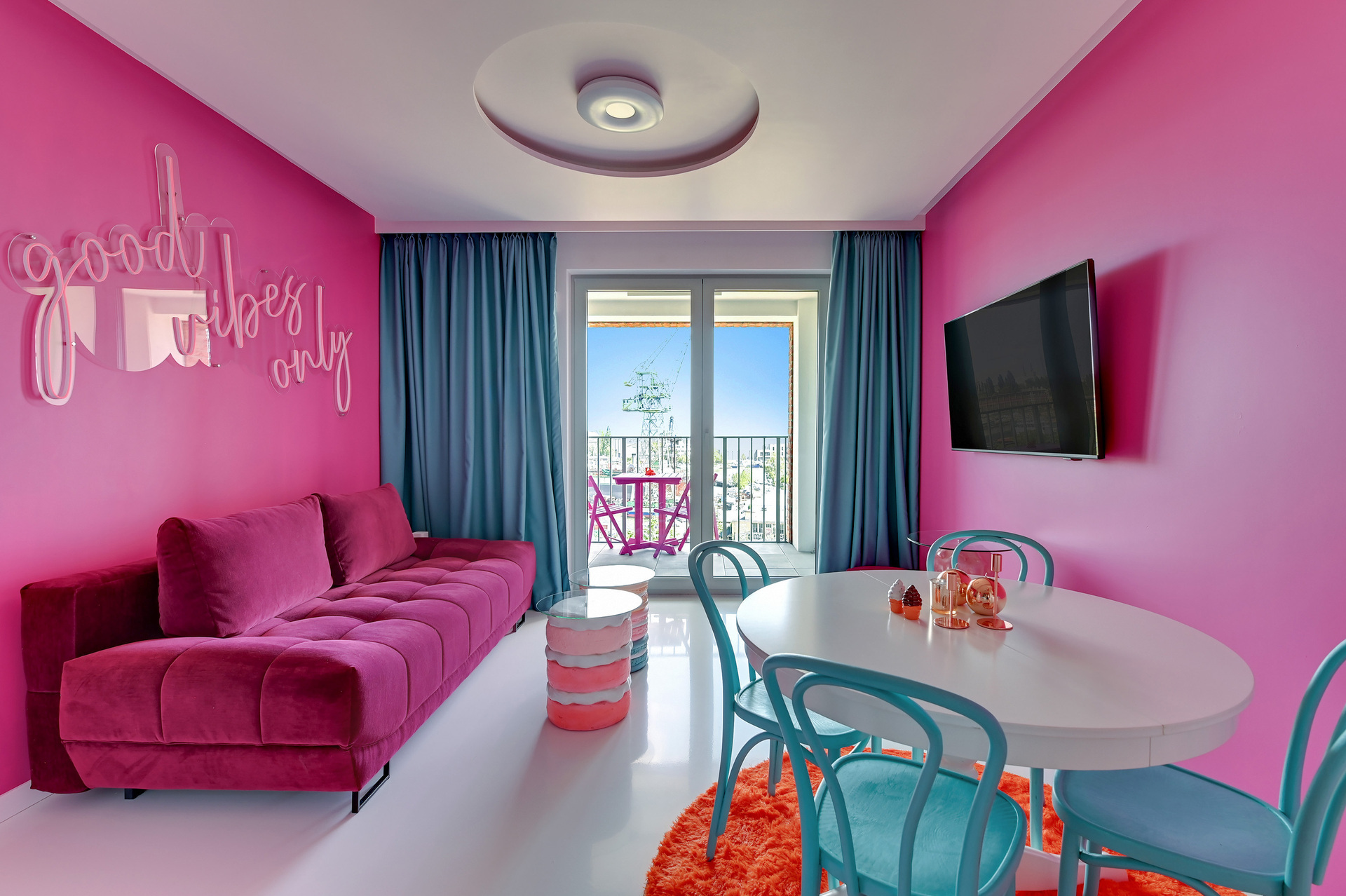Grand Apartments