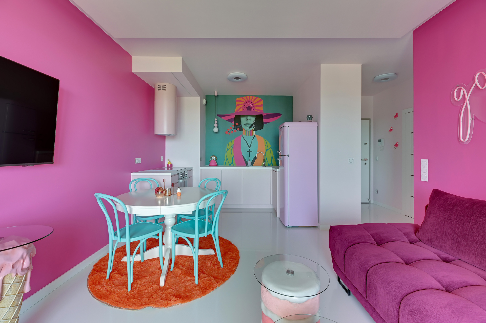 Grand Apartments